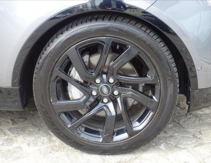 Land Rover Discovery SUV / Terénní 3,0 l 221 kw