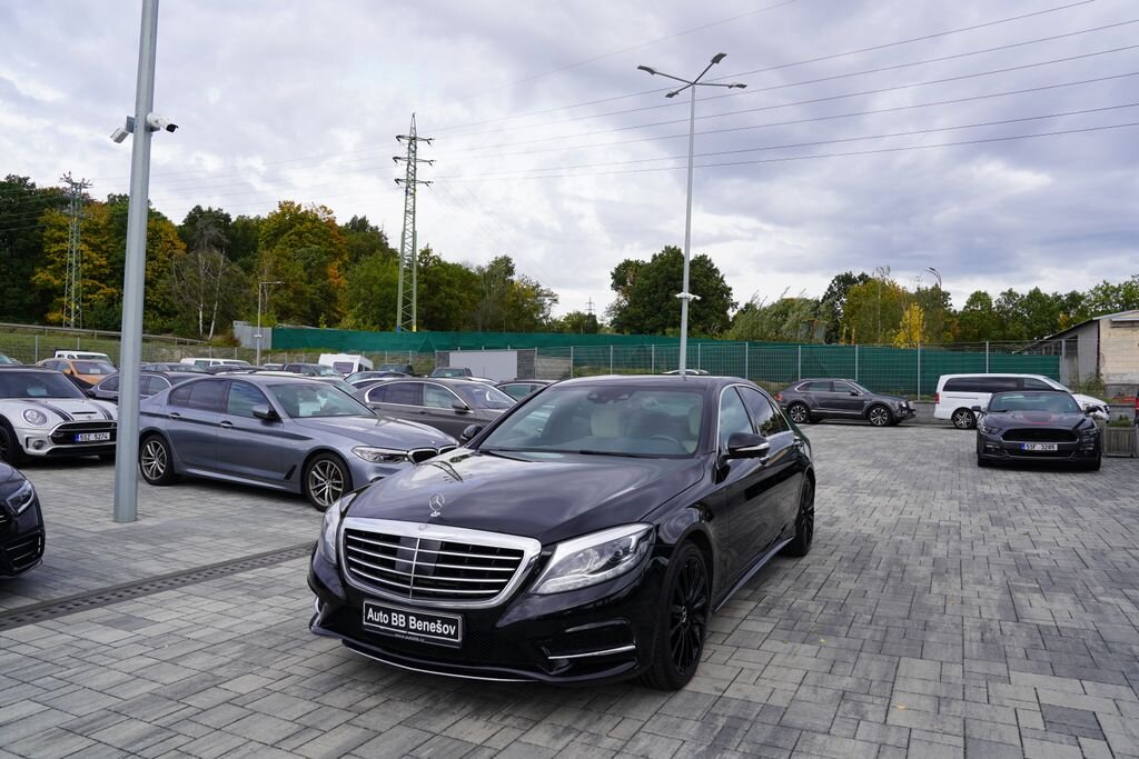 Mercedes-Benz Třídy S Sedan / Limuzína 3,0 l 190 kw