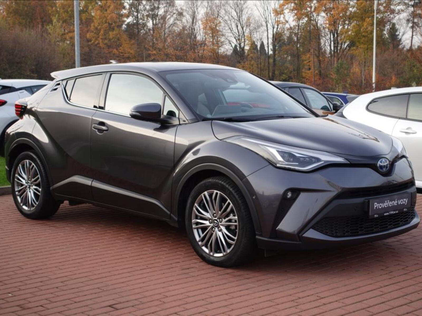 Toyota C-HR 3