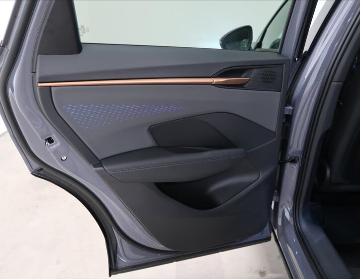 Cupra Terramar SUV / Terénní 2,0 l 195 kw