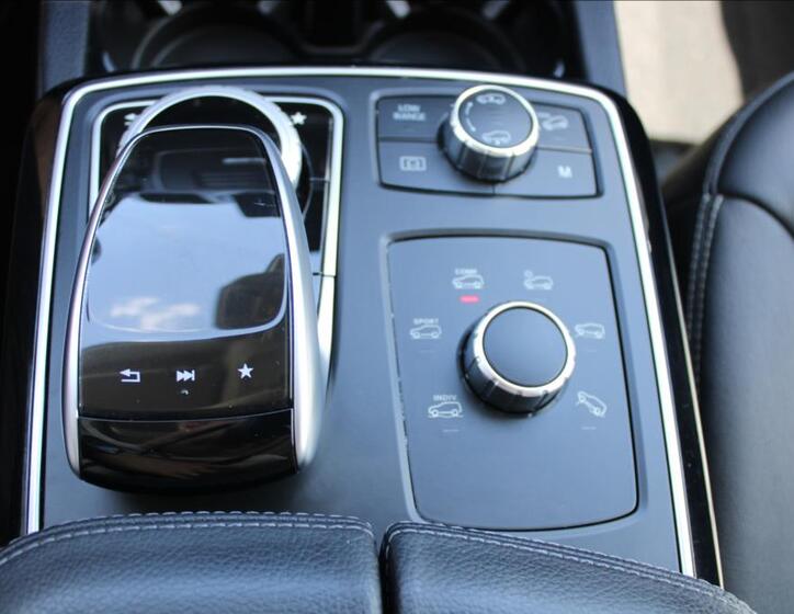 Mercedes-Benz GLE 21