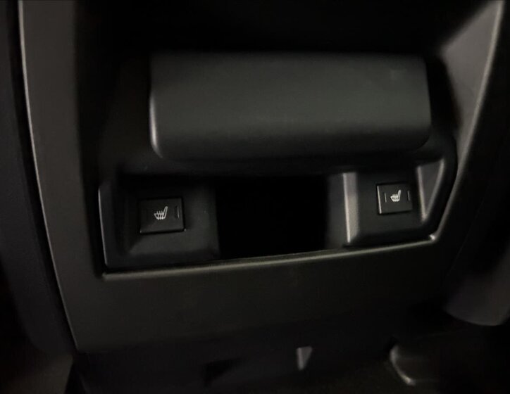 Land Rover Discovery 25