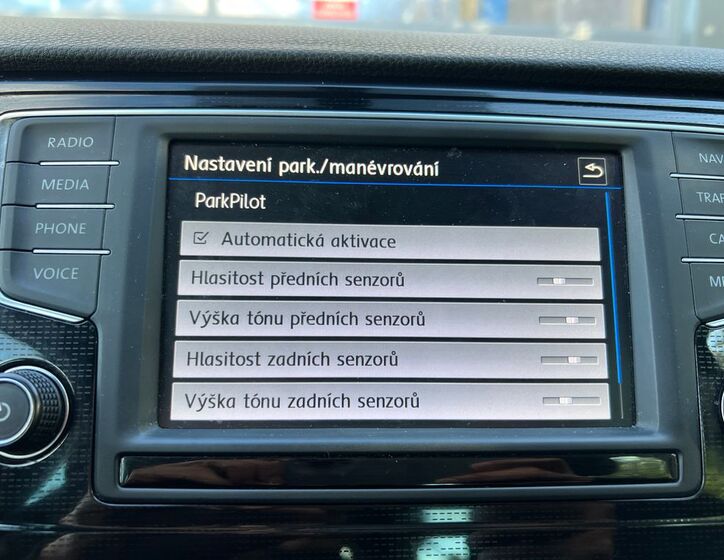 Volkswagen Golf Sportsvan 18