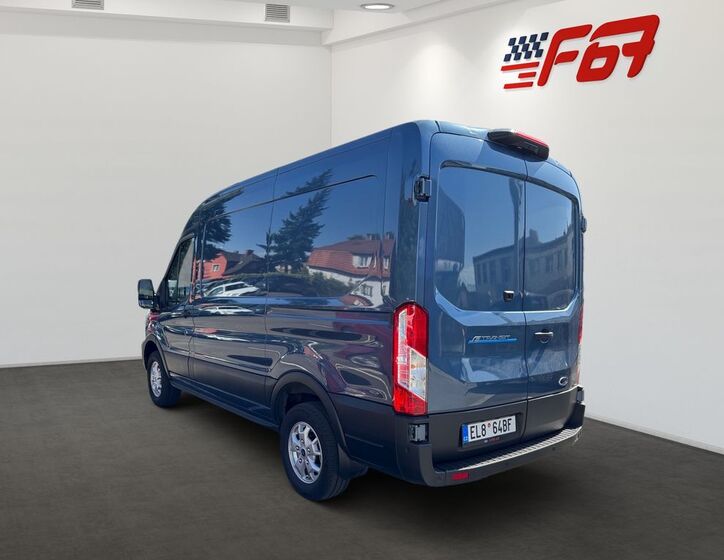 Ford Transit 4