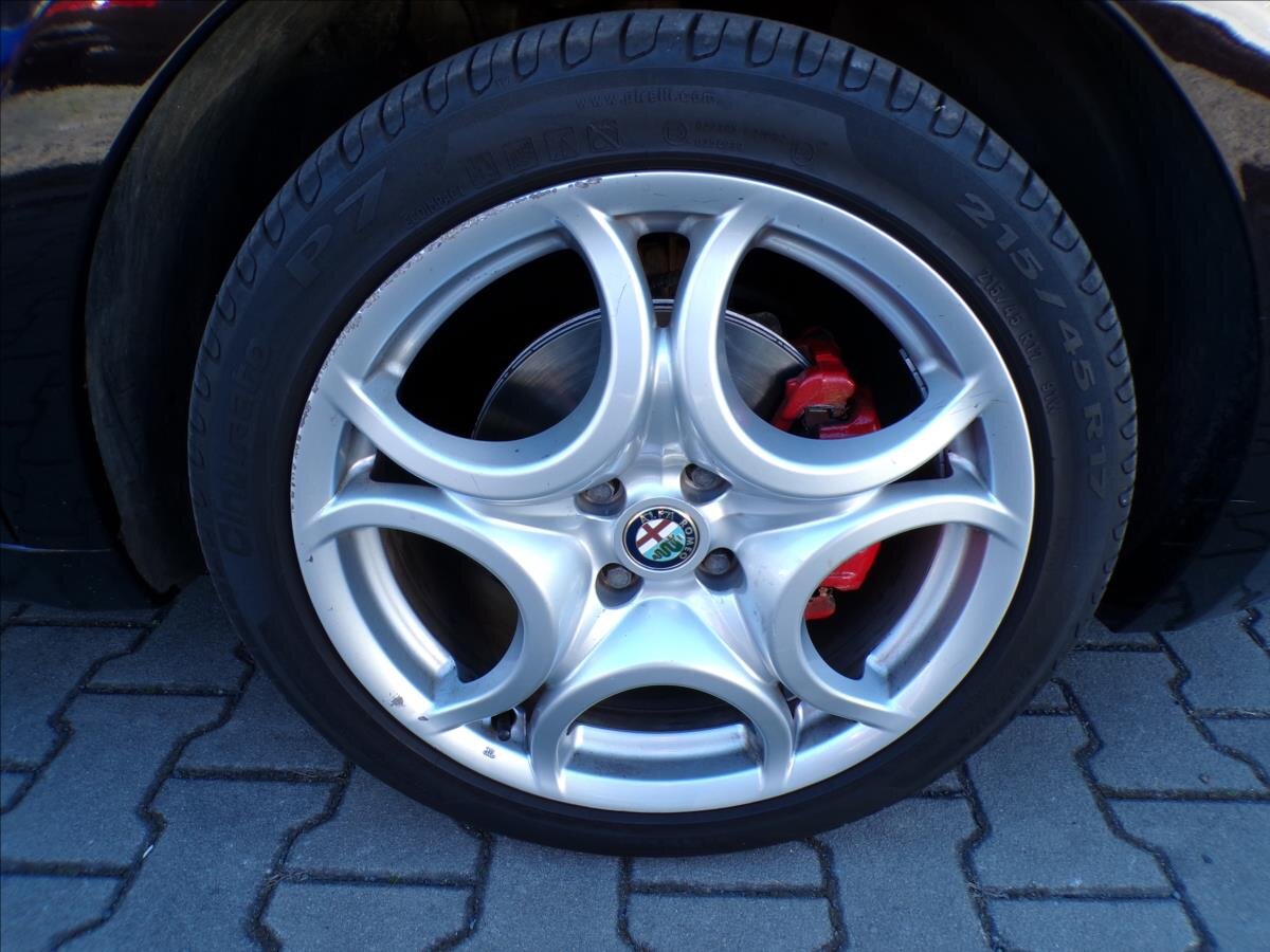 Alfa Romeo MiTo Hatchback 1,6 l 88 kw