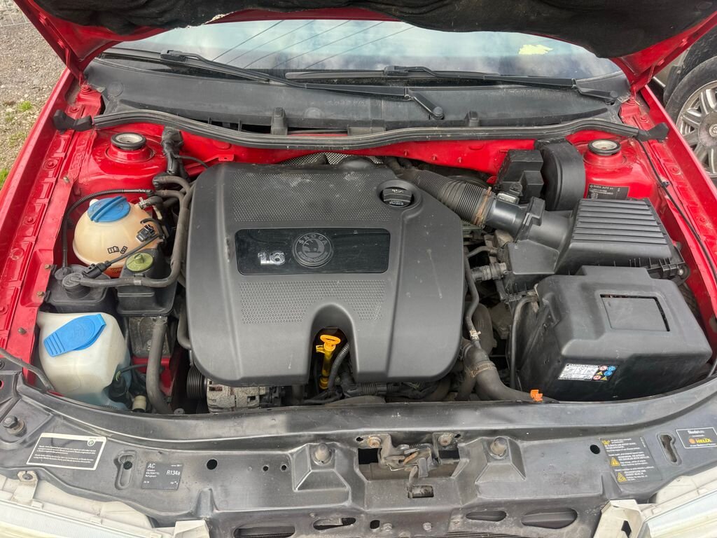 Škoda Octavia Sedan / Limuzína 1,6 l 75 kw