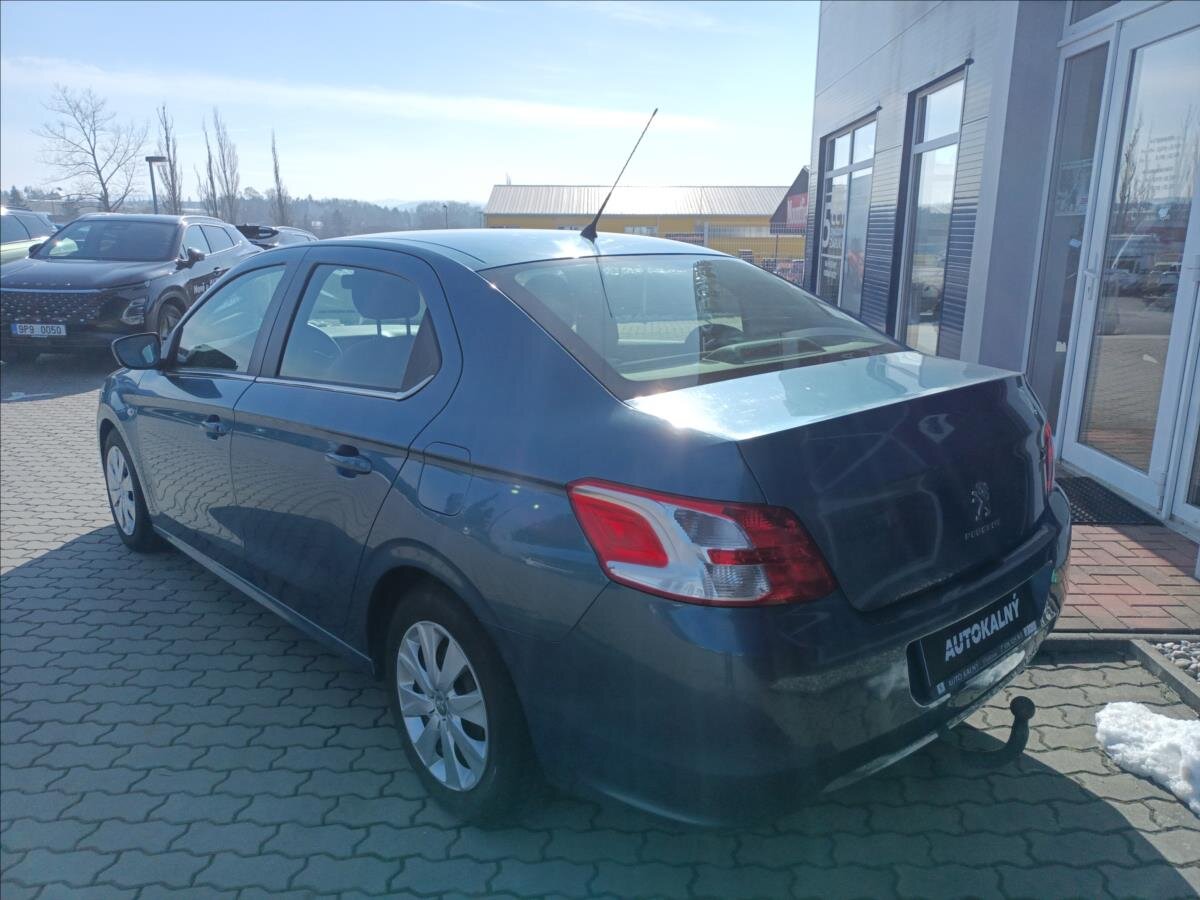 Peugeot 301 Sedan 1,6 l 68 kw