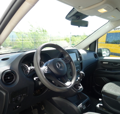 Mercedes-Benz Vito 9