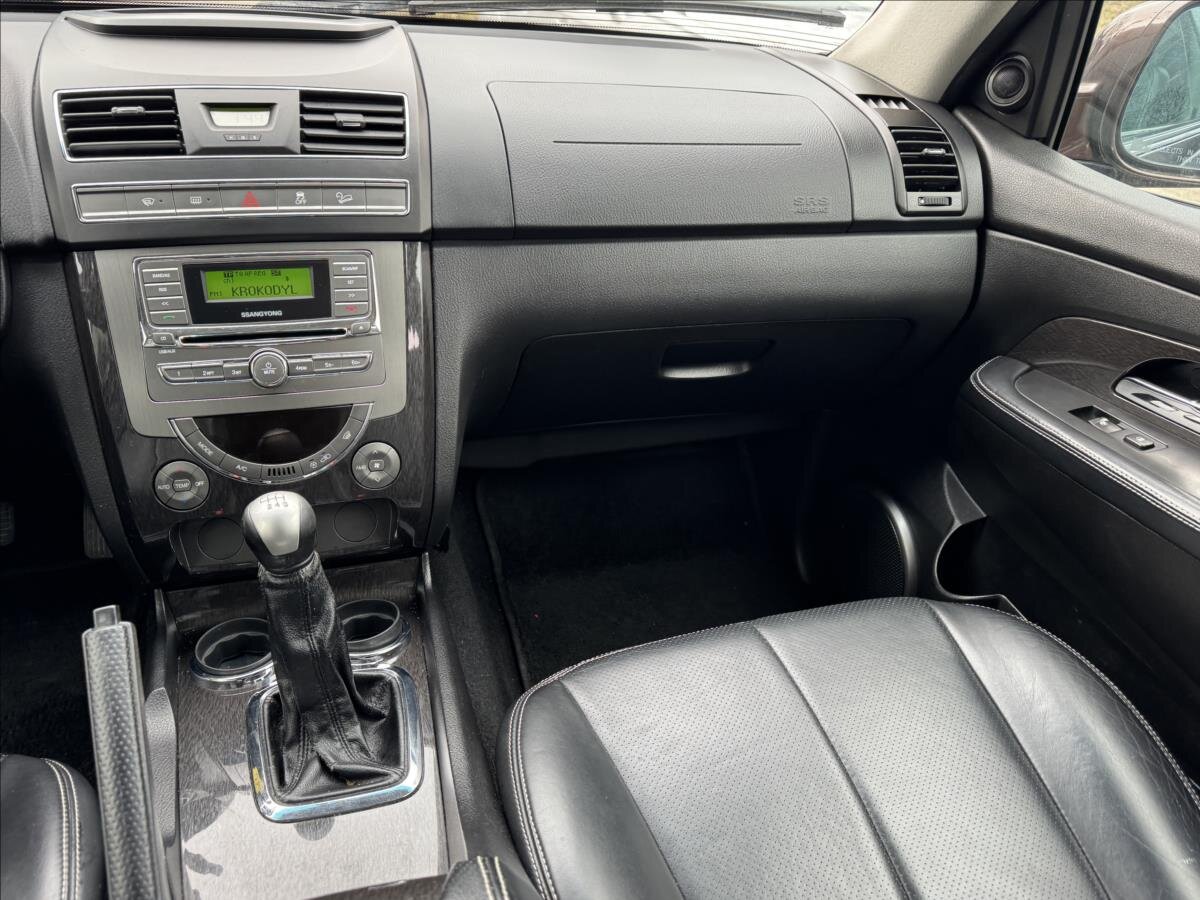 SsangYong Rexton SUV / Terénní 2,0 l 114 kw