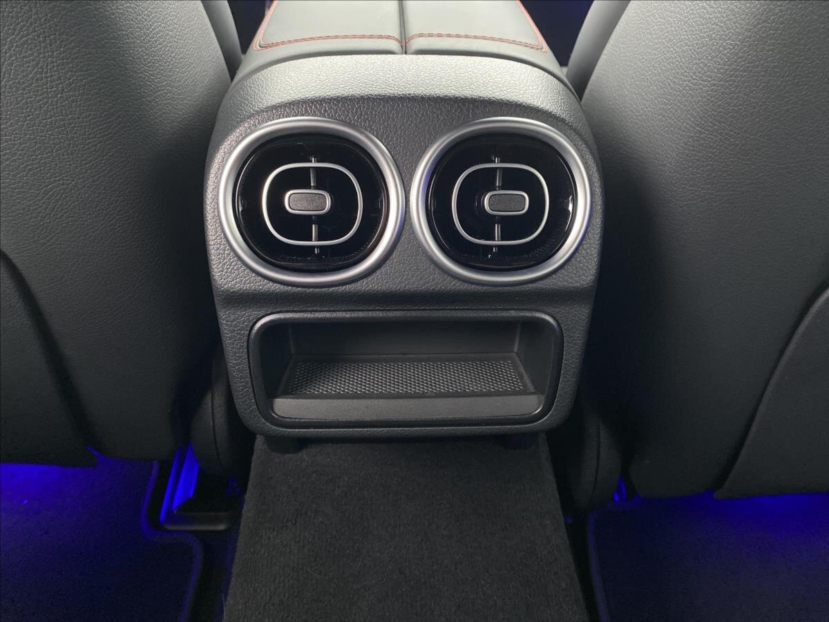 Mercedes-Benz Třídy C Kombi 2,0 l 300 kw