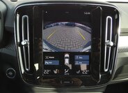 Volvo XC40 SUV / Terénní 2,0 l 145 kw