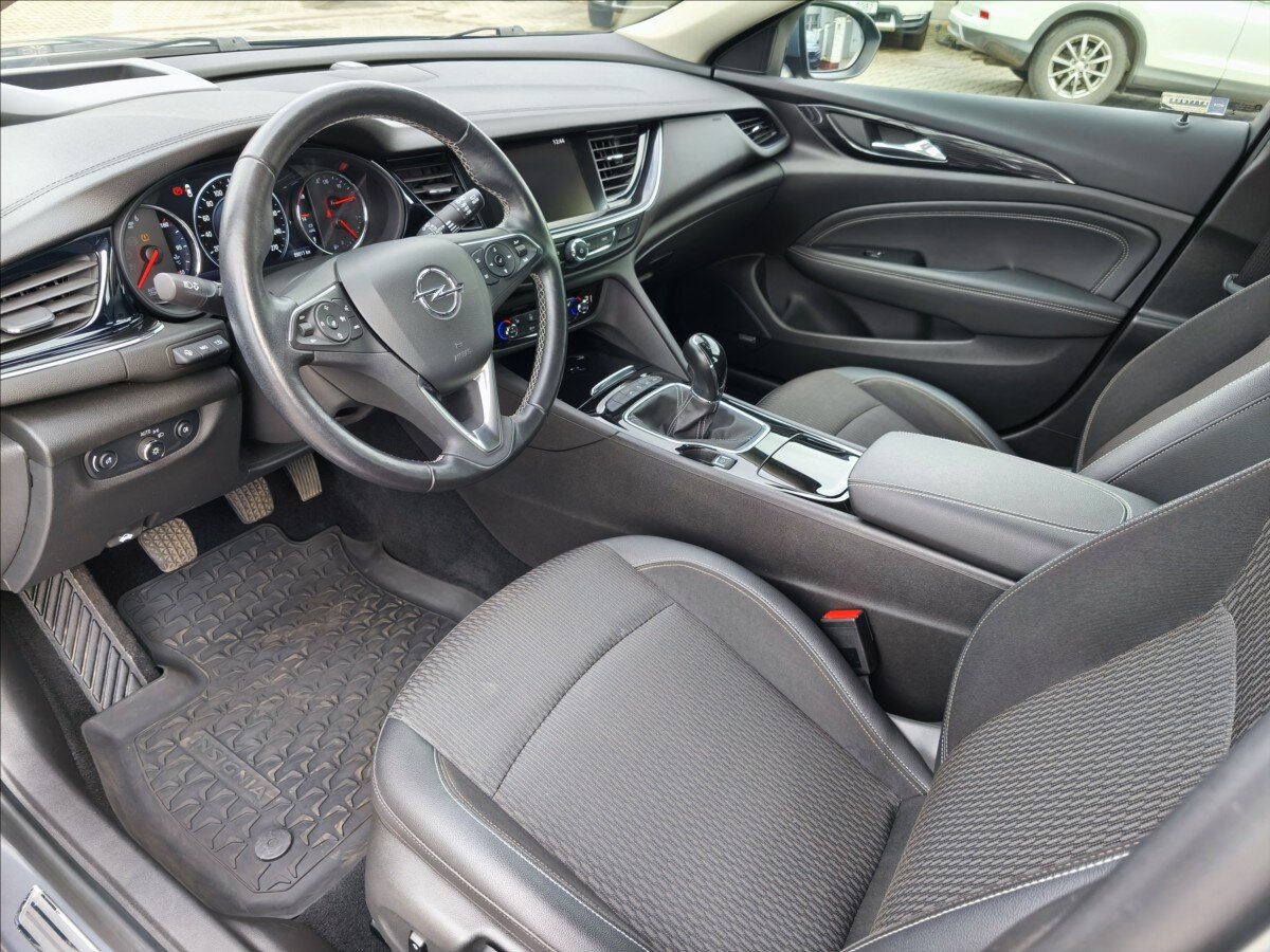 Opel Insignia Hatchback 2,0 l 125 kw