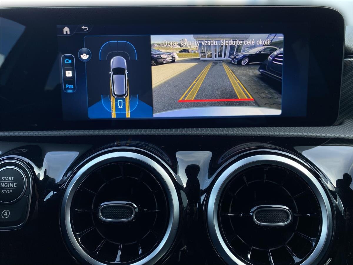 Mercedes-Benz Třídy A Hatchback 1,3 l 120 kw