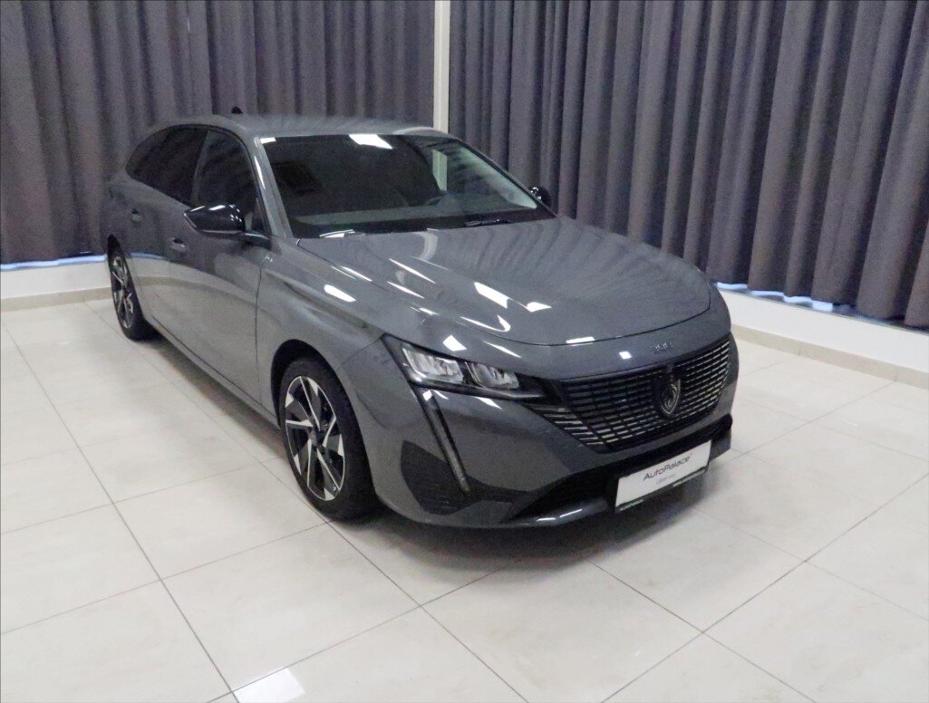 Peugeot 308 Kombi 1,2 l 96 kw