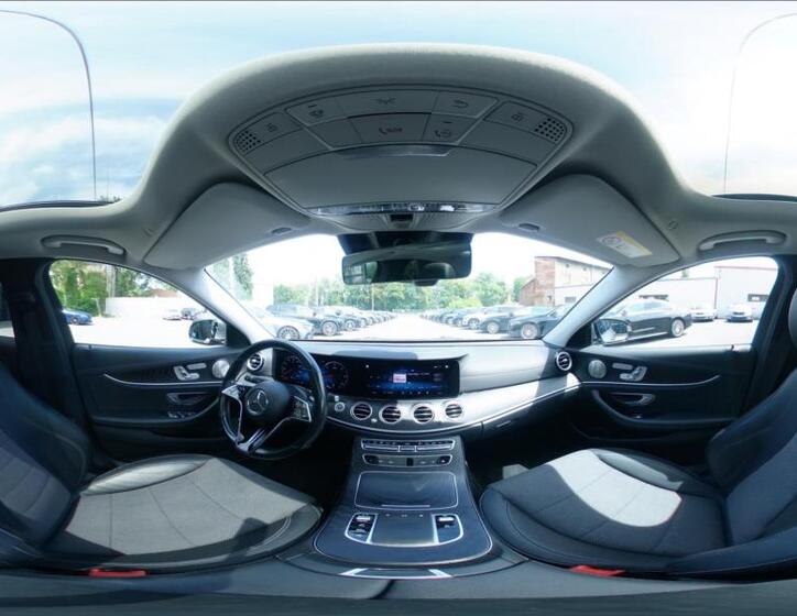 Mercedes-Benz Třídy E 9