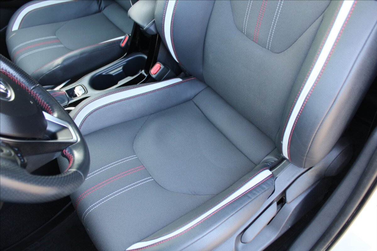 Toyota Corolla Kombi 2,0 l 112 kw