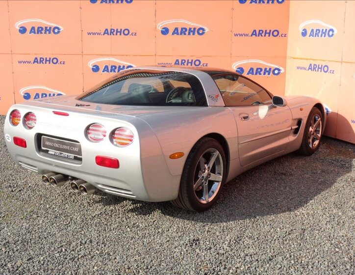 Chevrolet Corvette Kupé 5,7 l 253 kw