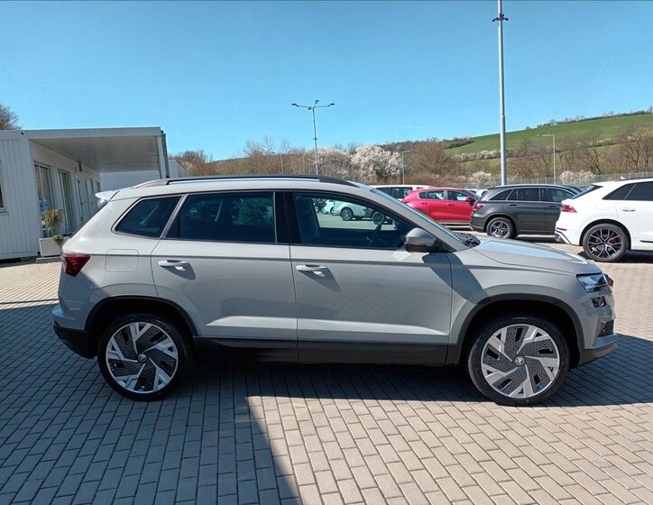 Škoda Karoq SUV / Terénní 2,0 l 110 kw