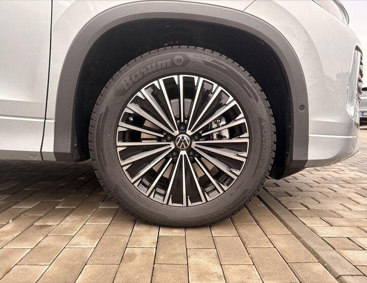 Volkswagen Tayron SUV / Terénní 2,0 l 110 kw