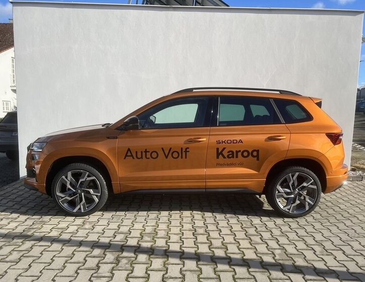 Škoda Karoq SUV 1,5 l 110 kw