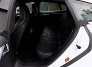 Tesla Model S 16