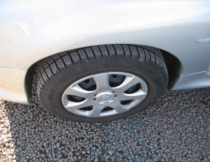 Peugeot 206 Hatchback 1,6 l 80 kw