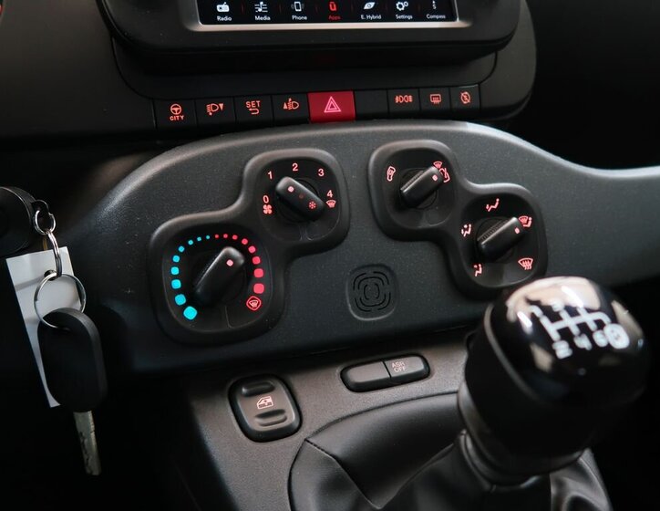 Fiat Panda Hatchback 999,0 52 kw