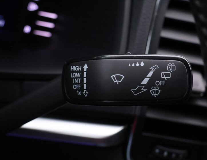 Škoda Karoq SUV / Terénní 2,0 l 85 kw