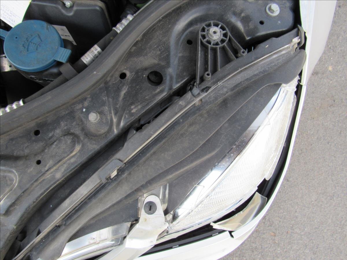 Mercedes-Benz Třídy E Kombi 1,8 l 135 kw