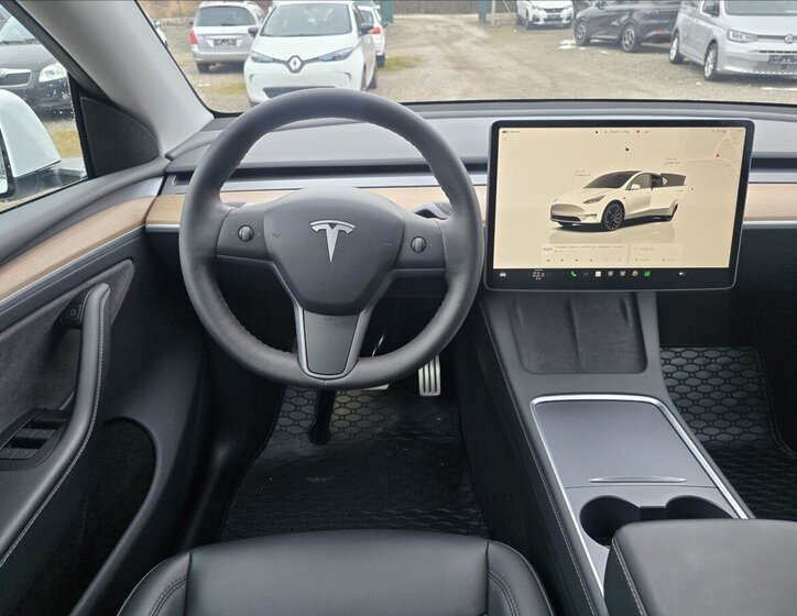 Tesla Model Y SUV 0,0 393 kw