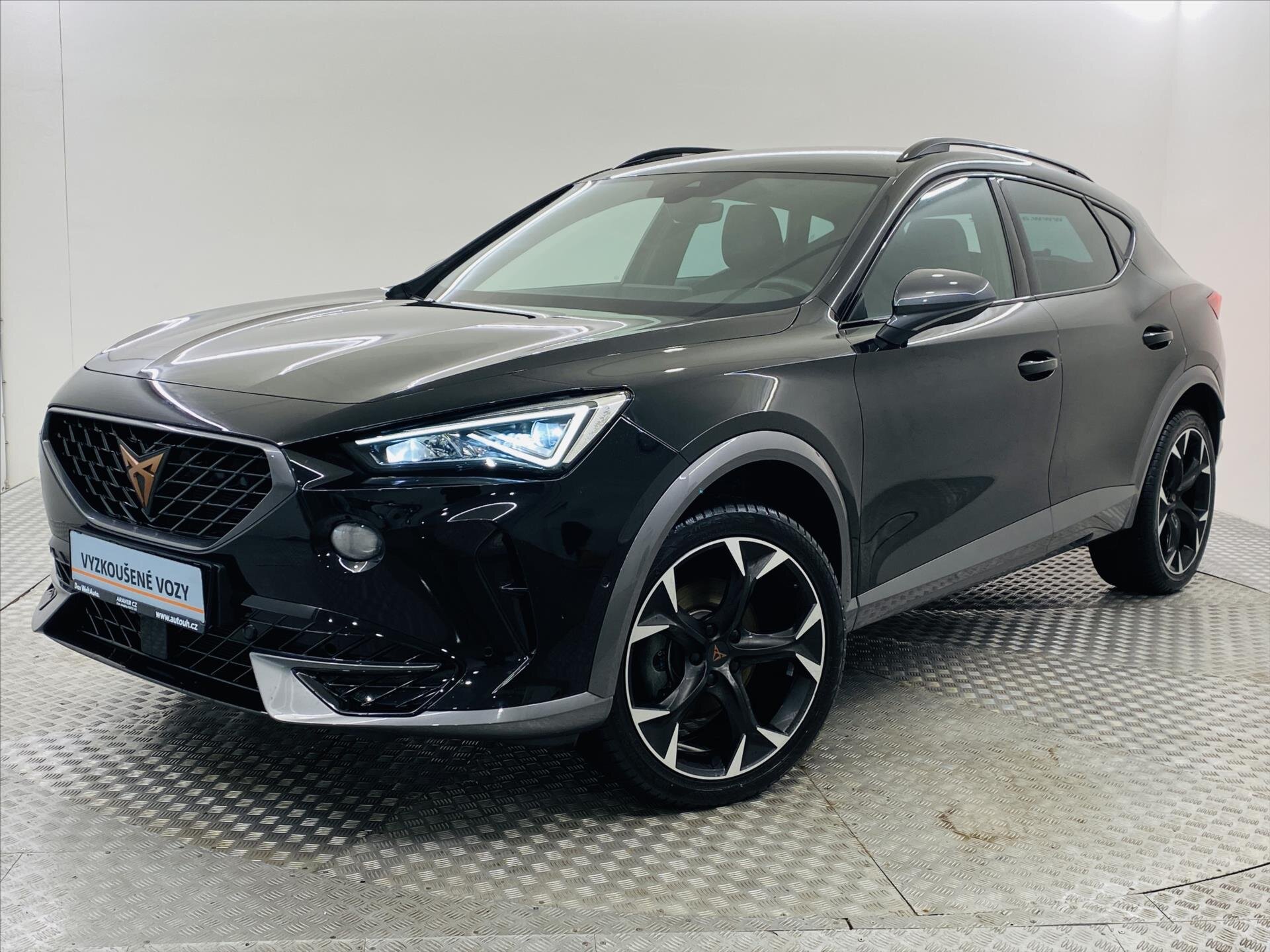 Cupra Formentor SUV / Terénní 2,0 l 110 kw