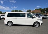Volkswagen Caravelle Kombi 2,0 l 110 kw
