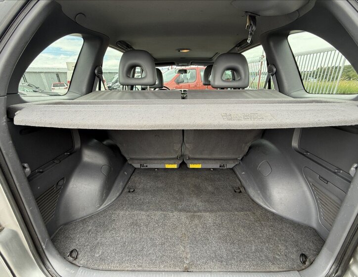 Toyota RAV4 Ostatní 2,0 l 85 kw