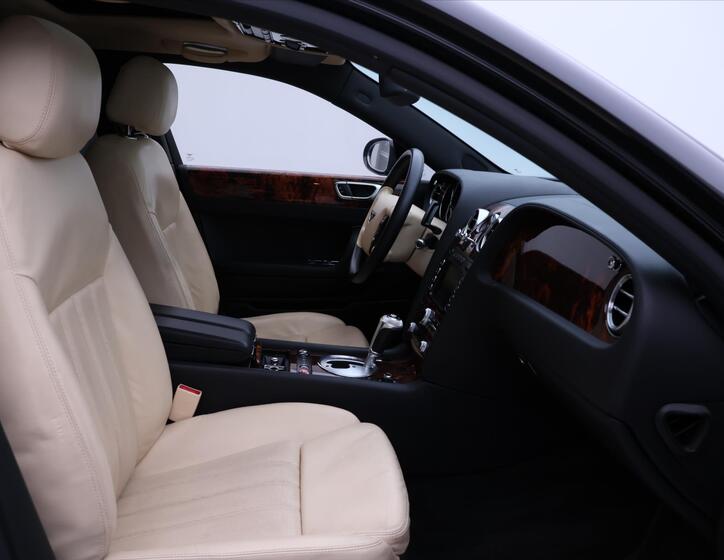 Bentley Continental Flying Spur 15