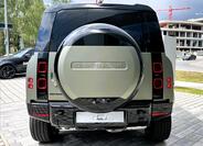 Land Rover Defender 5