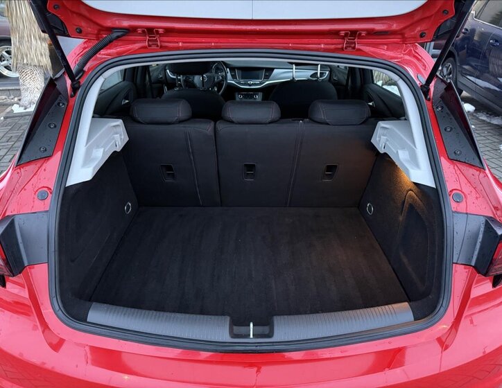 Opel Astra Hatchback 1,4 l 92 kw