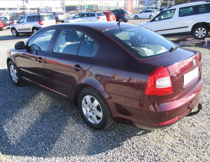Škoda Octavia Sedan / Limuzína 2,0 l 103 kw