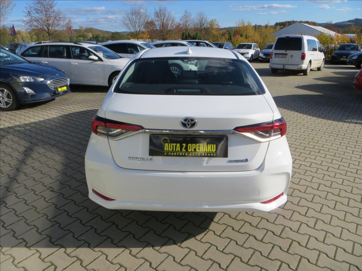 Toyota Corolla Sedan 1,8 l 72 kw