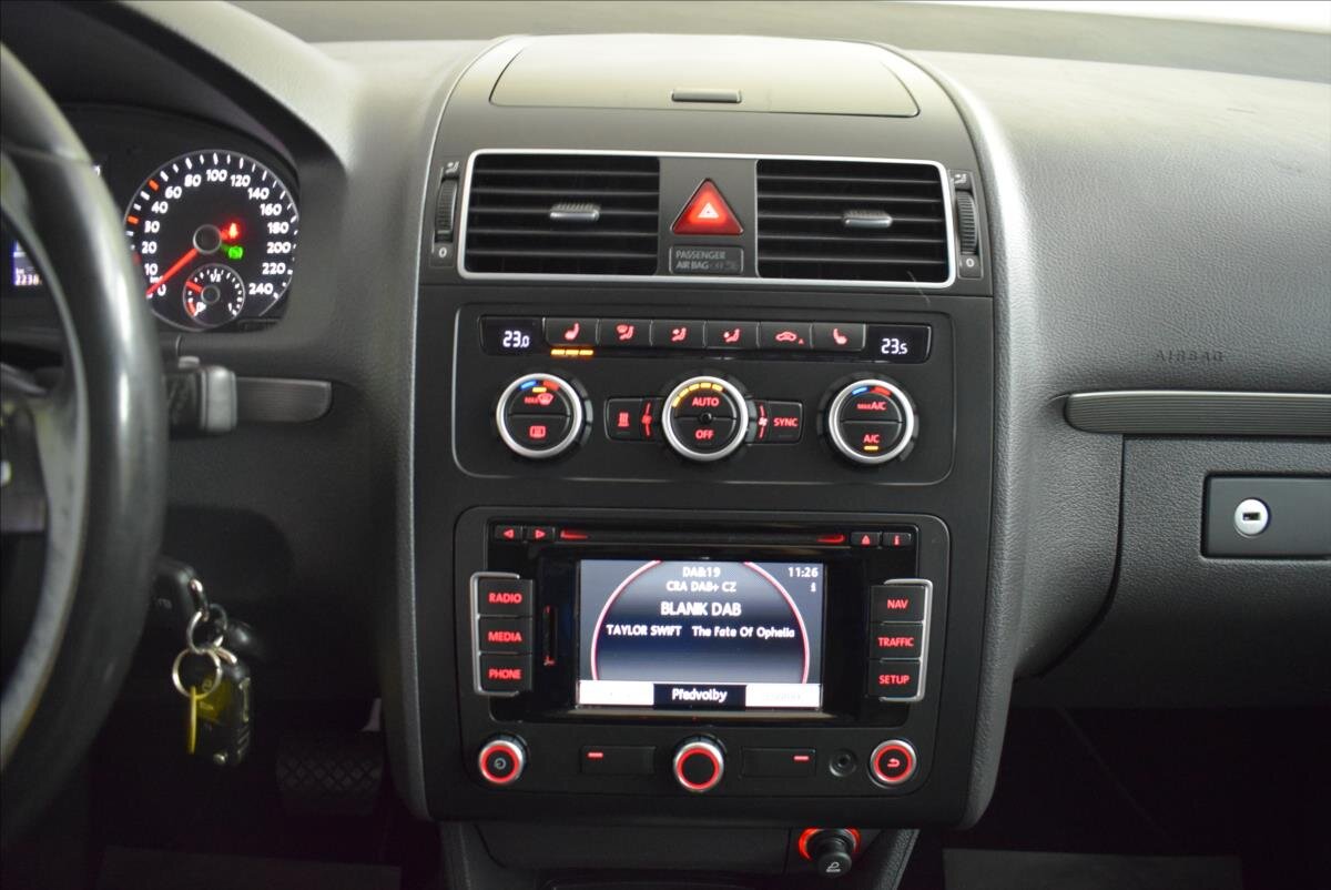 Volkswagen Touran MPV 2,0 l 103 kw