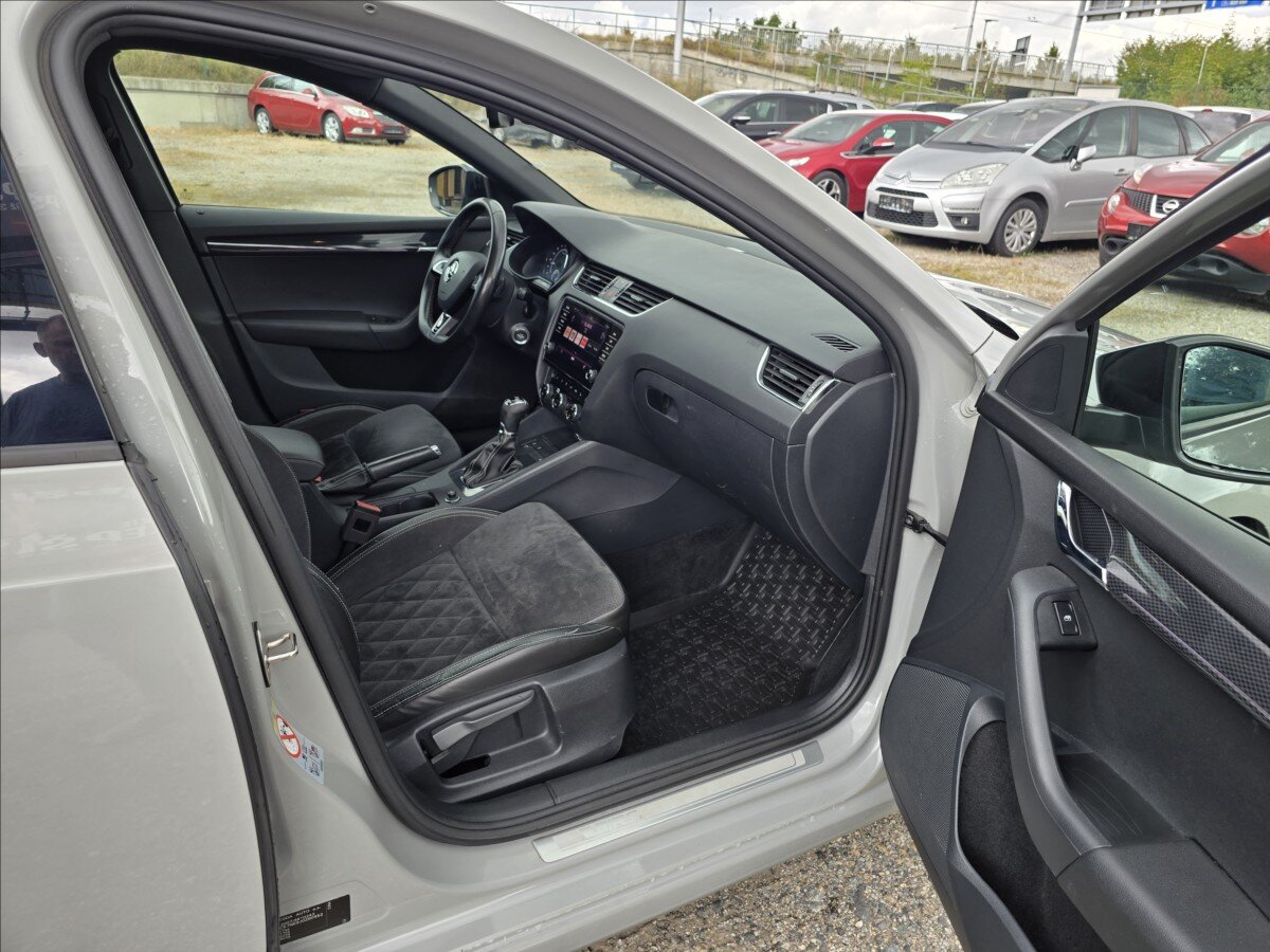 Škoda Octavia Sedan / Limuzína 2,0 l 135 kw