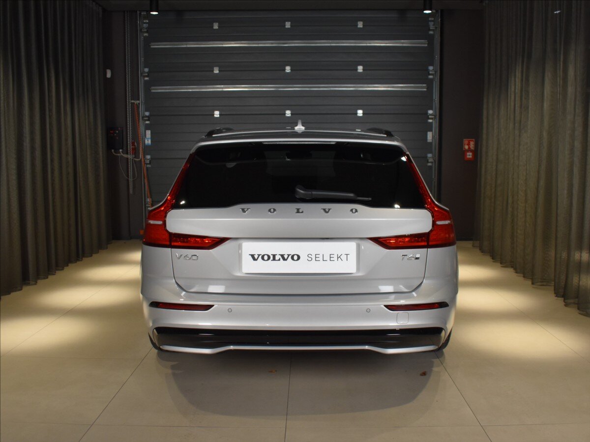 Volvo V60 Kombi 2,0 l 257 kw