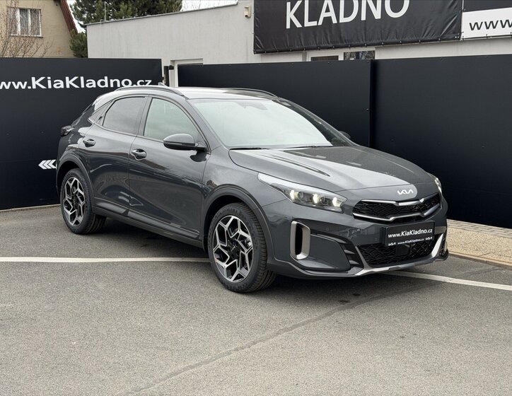KIA XCeed SUV / Terénní 1,6 l 0
