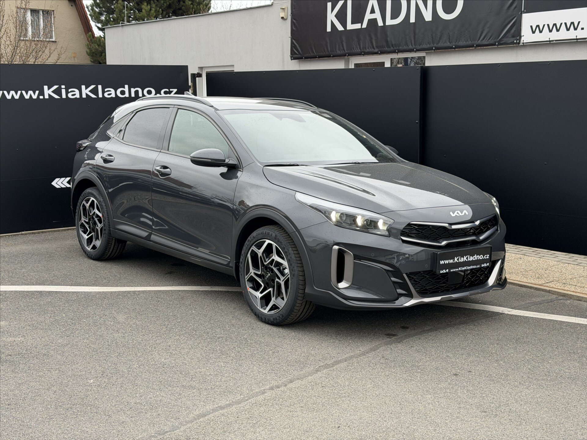 KIA XCeed SUV / Terénní 1,6 l 0