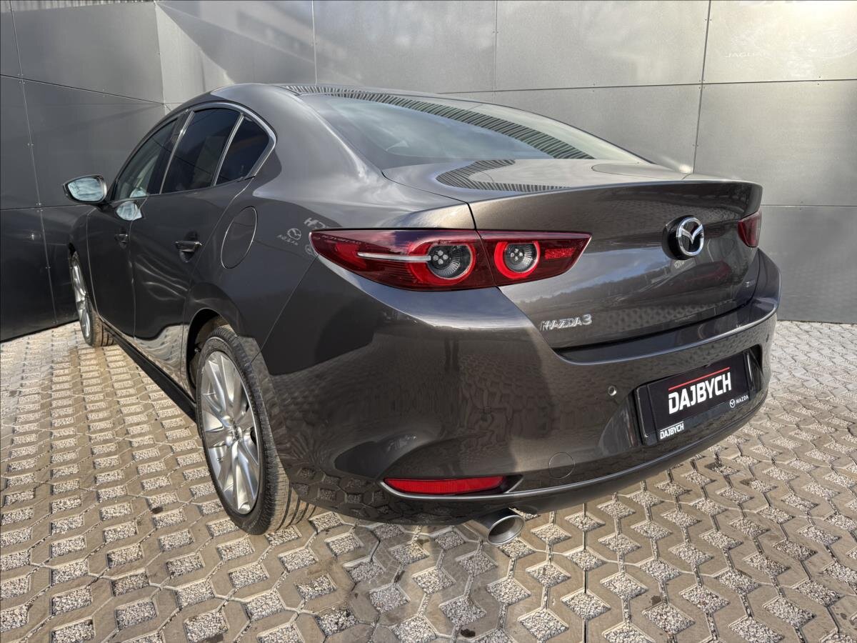 Mazda 3 Sedan / Limuzína 2,0 l 132 kw