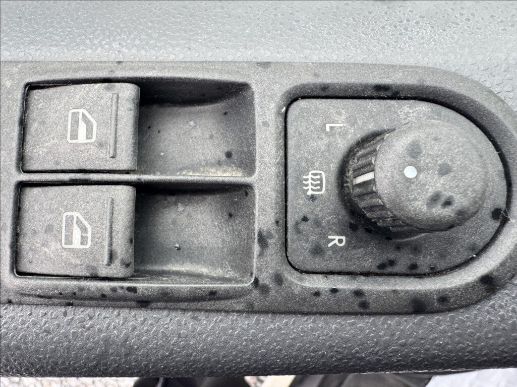 Volkswagen Transporter Kombi 1,9 l 90 kw