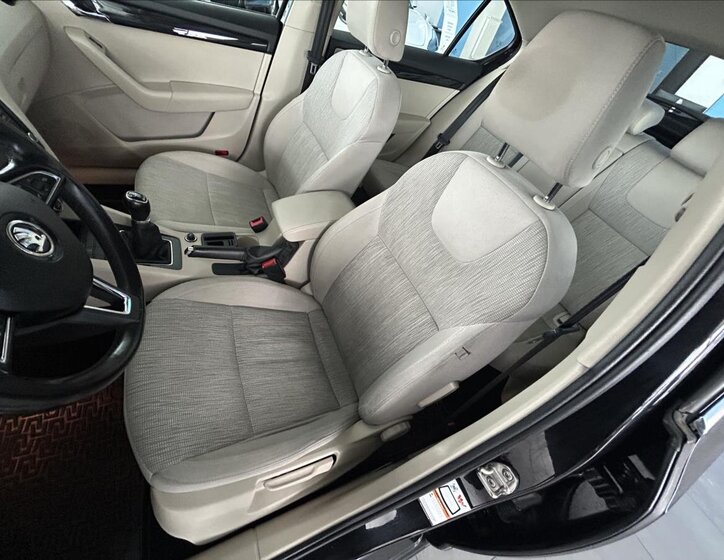 Škoda Octavia Sedan 2,0 l 110 kw