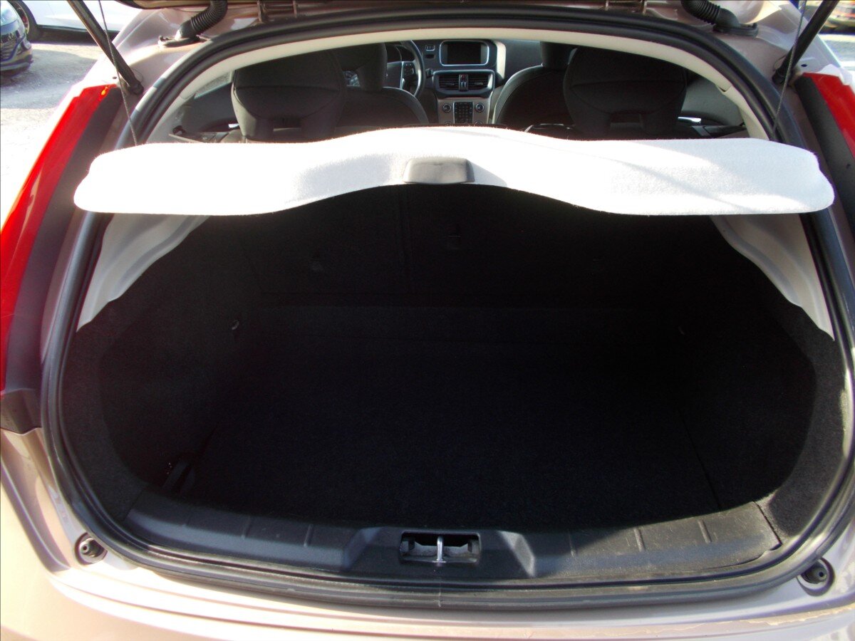 Volvo V40 Hatchback 2,0 l 88 kw