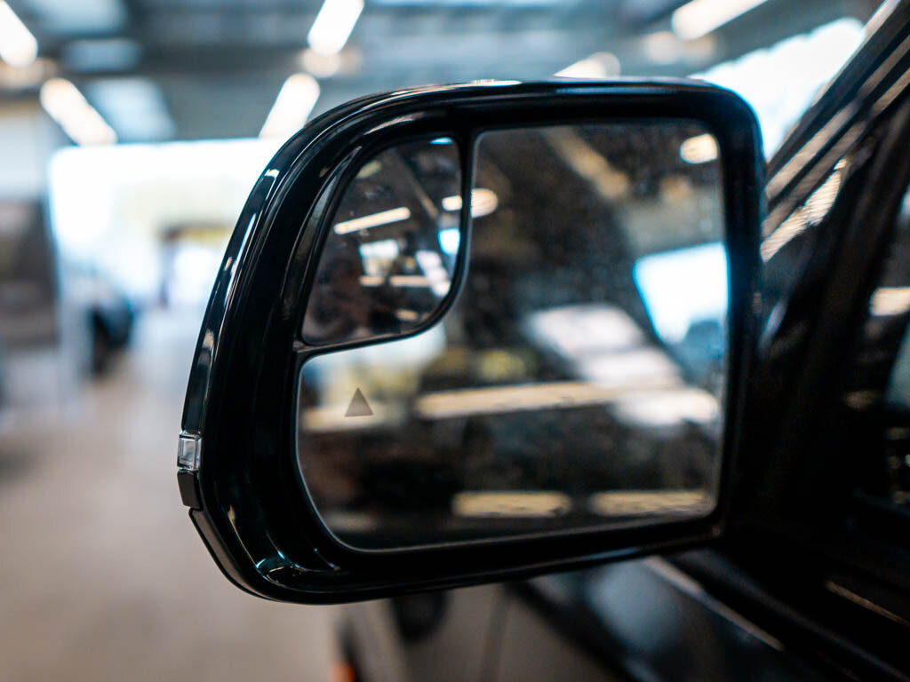 Jeep Grand Wagoneer SUV / Terénní 6,4 l 351 kw