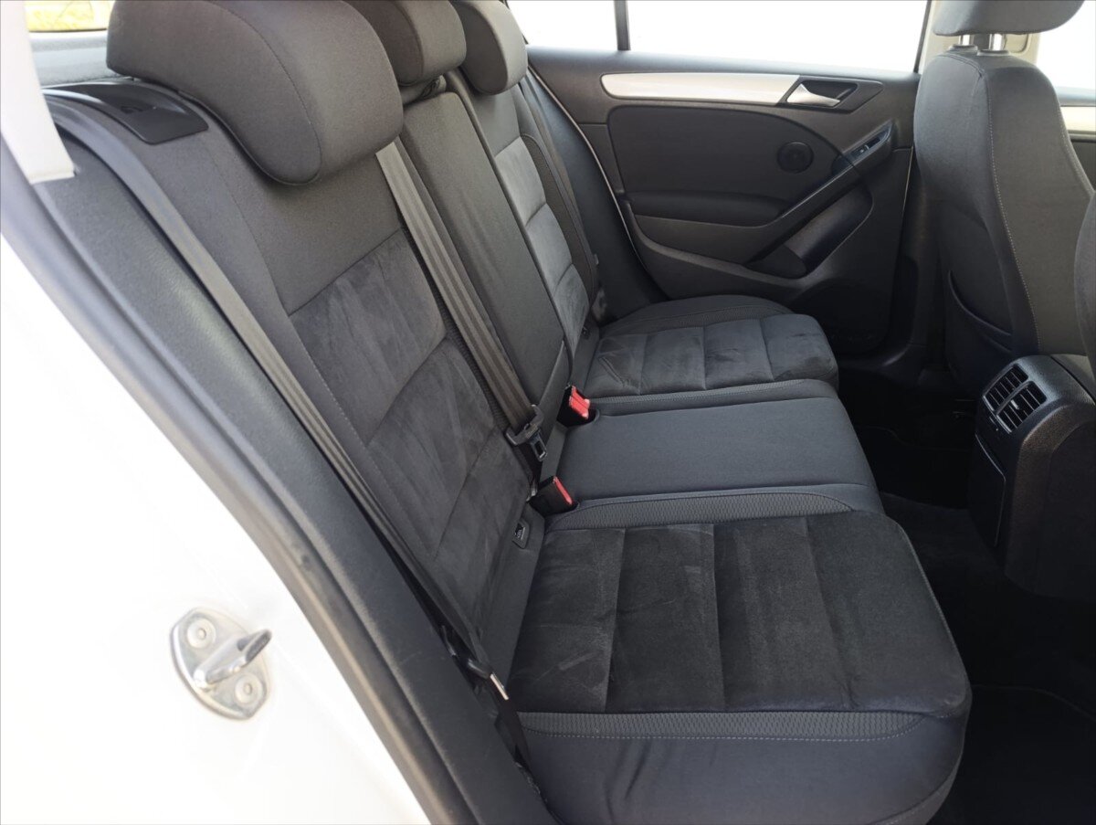 Volkswagen Golf Hatchback 1,6 l 77 kw