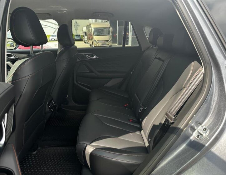 MG HS SUV 1,5 l 105 kw